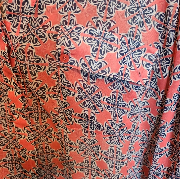 Top - Picture 2 of 4